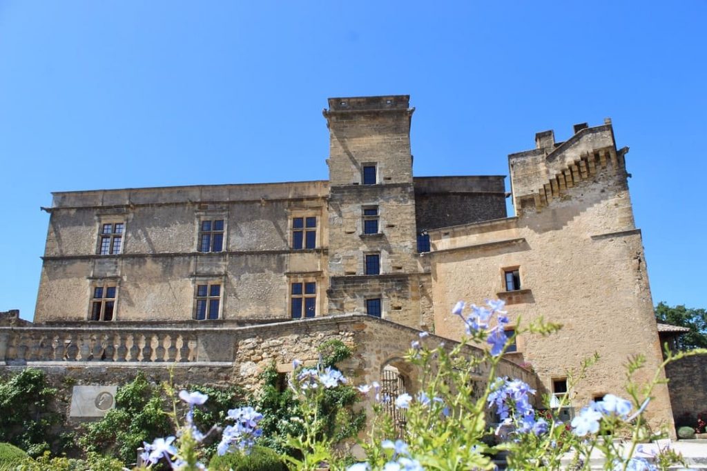Le Chateau De Lourmarin O Mon Chateau